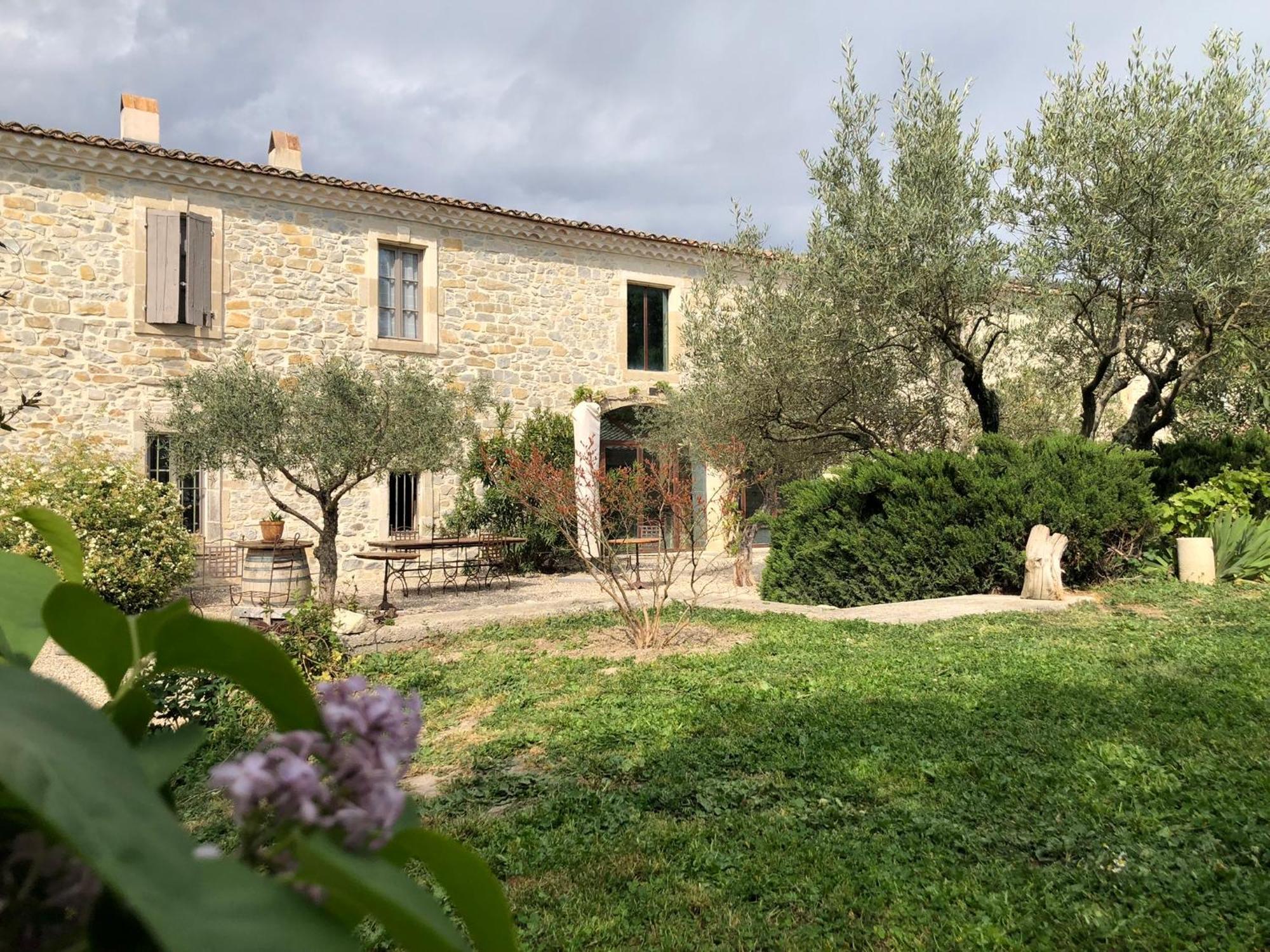 Le Coing Des Vignes Bed & Breakfast Mauressargues Eksteriør bilde