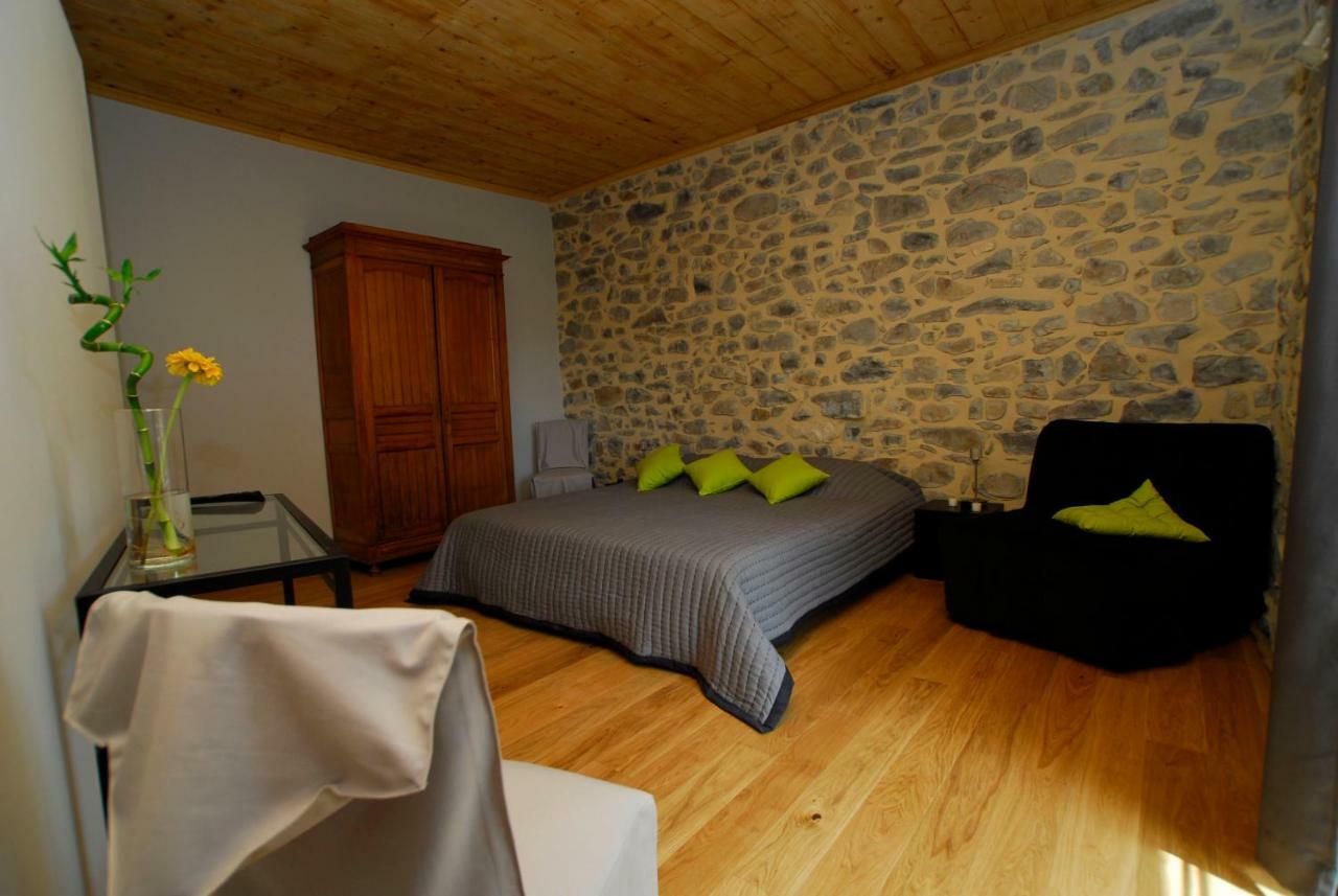 Le Coing Des Vignes Bed & Breakfast Mauressargues Eksteriør bilde